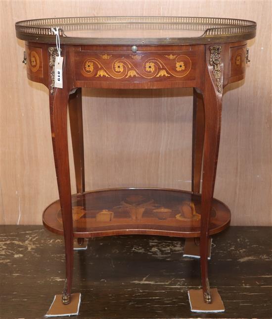 A Louis XV style oval inlaid two tier occasional table H.72cm